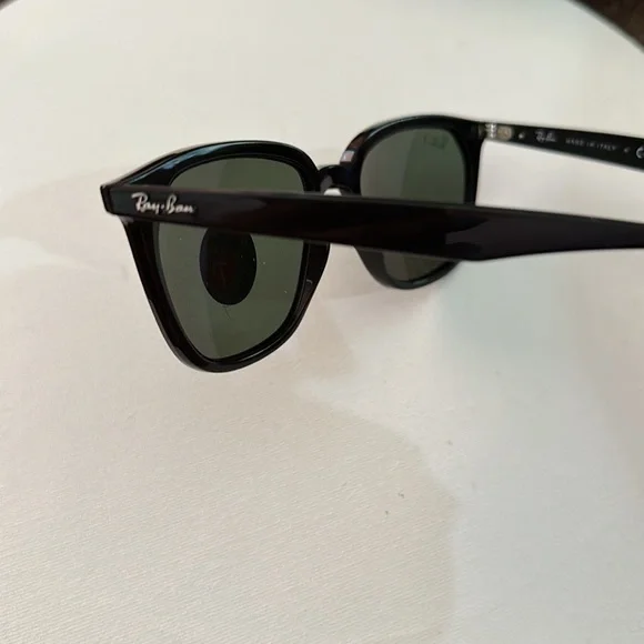 Ray Ban Polarized Unisex Sunglass RB436255-18-145 Black Square Authentic NEW
